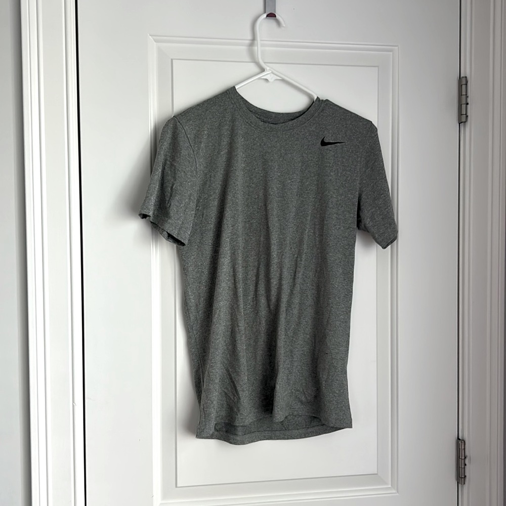 The Nike Tee dri fit